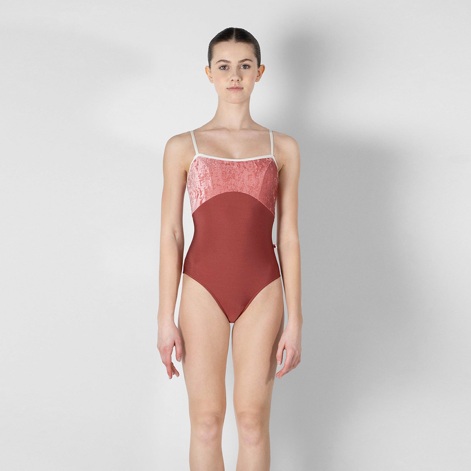新品　YUMIKO バレエ chacotto stina levdance Yumiko