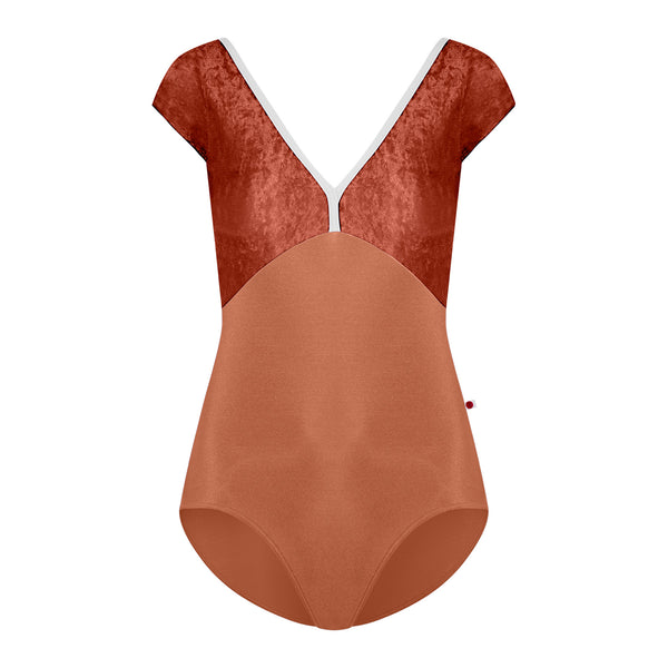 Yumiko-07-25-03-Alicia-Leotard